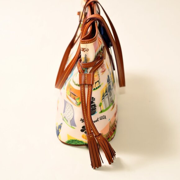 Disney Parks Dooney & Bourke WDW Sketch Shopper Tote NWT! - Picture 4 of 10